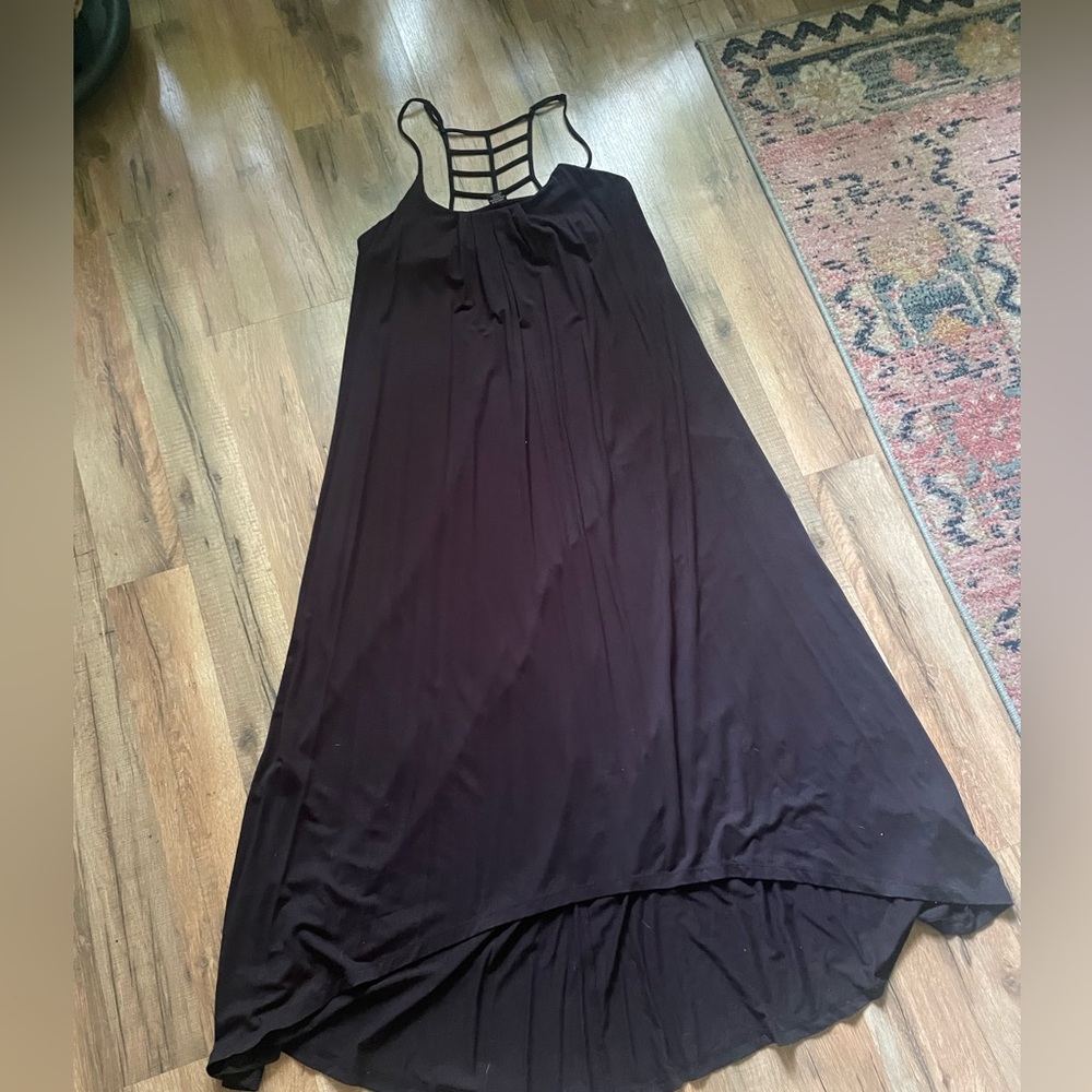 Maxi dress back detail